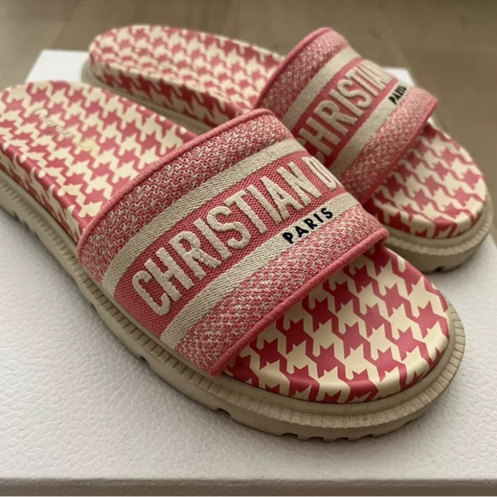 Christian Dior Pink Fuchsia Houndstooth Embroidered Dway Slide Size 40.5